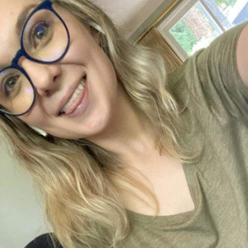 aluan että seksi-keinussa ollessani mies panee minua kun